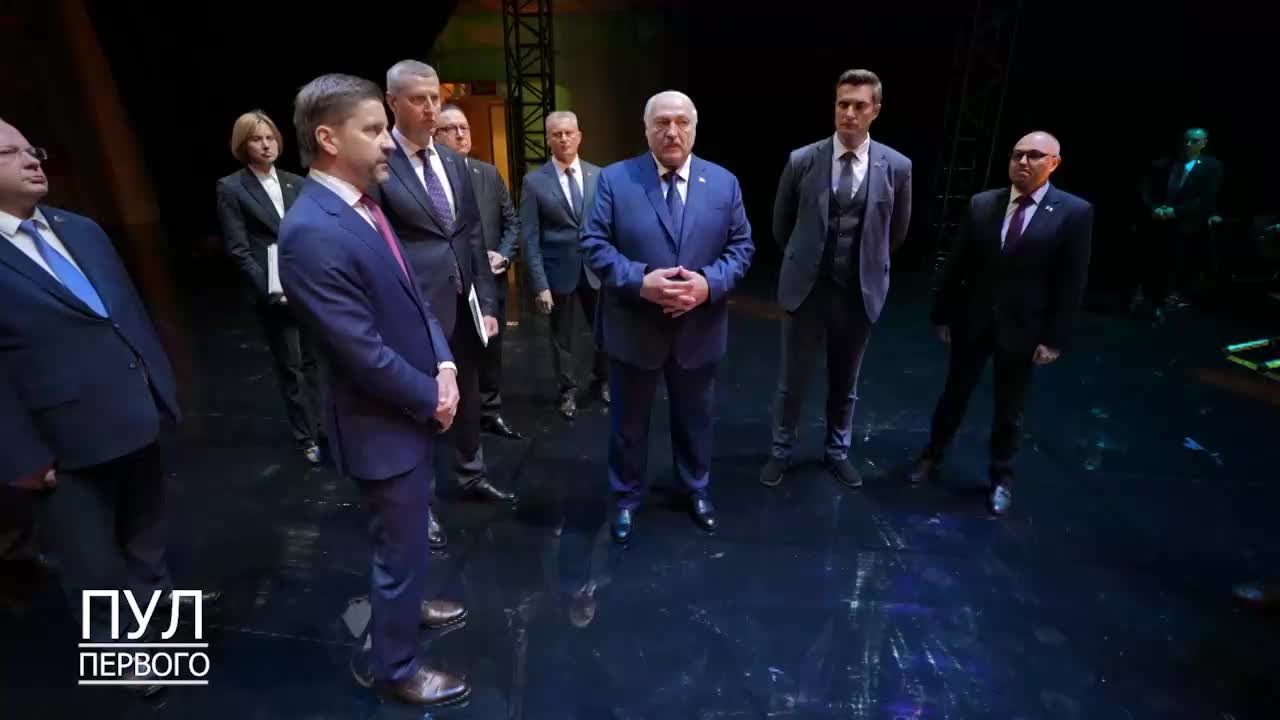 Президент Лукашенко ознакомился с крупнейшим павильоном страны для проекта 'ФакторBY'