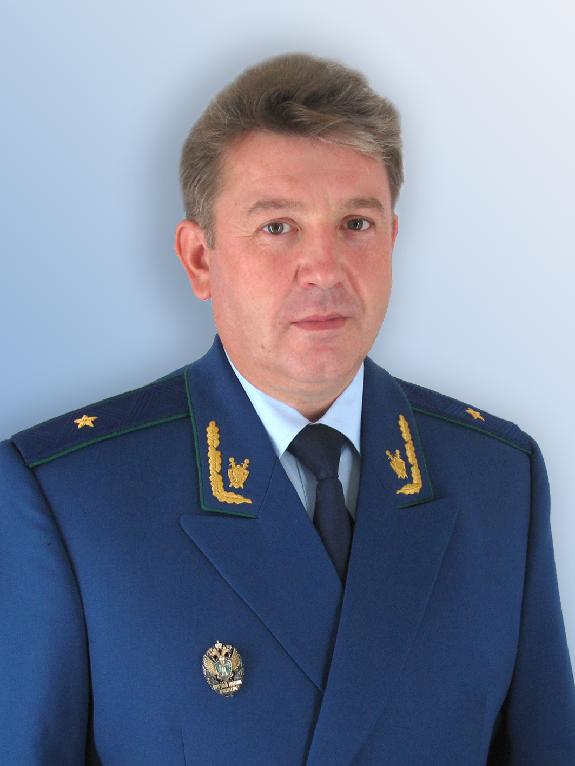 Полпред президента России по ПФО Игорь Комаров представил в Доме правительства Башкирии нового федерального инспектора Александра Окатьева Александру Окатьеву 53 года он уроженец города Кирова Окончил Уральскую государственную юридическую академию по специальности правоведение В органах прокуратуры служит с 1993 года а в период с 2004 по 2012 годы занимал должность заместителя прокурора Кировской области с 2012 года был первым заместителем прокурора В 2018 году Александр Окатьев был назначен на должность начальника управления Генеральной прокуратуры РФ по Приволжскому федеральному округу  Обратная связь  Подписаться  Подписаться в Max