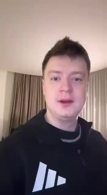 Стример Mellstroy поддержал бойца Гогу Шаматава, подарив деньги на квартиру