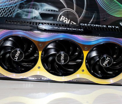 Обзор Nvidia Geforce RTX 5090 и сравнение с RTX 4090: шаг вперед или разочарование Как только дефицит видеокарт на новых графических процессорах NVIDIA сошёл на нет, на DNS Клубе стали выходить материалы о новых видеокартах и их сравнении с предшествующей серией. Так в мае мои коллеги познакомили вас сначала с GeForce RTX 5070 Ti, а затем и с GeForce RTX 5080. Читать далее