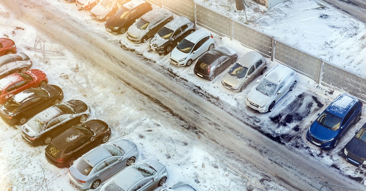 Платные парковки в Уфе станут бесплатными на новогодние праздники С 31 декабря 2025 года по 11 января 2026 года включительно можно будет парковаться на муниципальных парковочных пространствах без оплаты Обычный режим работы и тарифы возобновятся с 12 января 2026 года Спутник FM Уфимская Волна