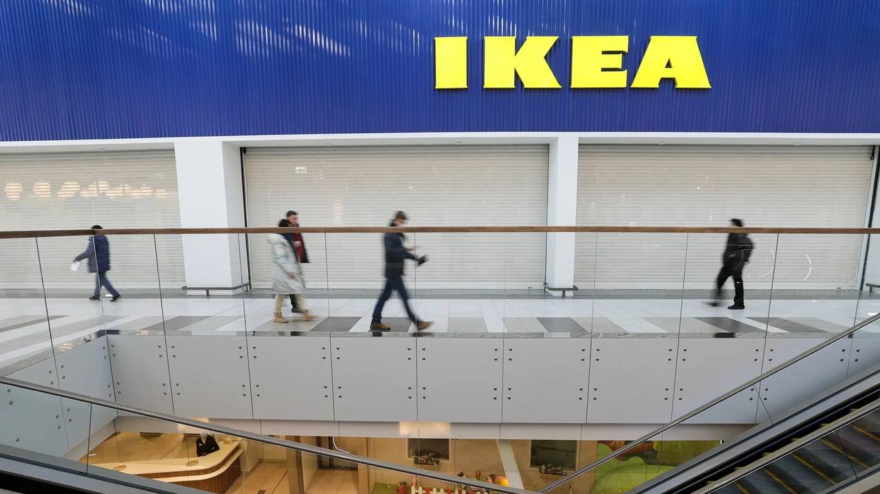 IKEA не планирует возвращаться в Россию в обозримом будущем. Об этом заявил вице-президент Союза торговых центров Павел Люлин. По его словам, в нашей стране есть альтернативные перспективные варианты, которые смогли бы заменить северный бренд. Приоритеты компании сейчас смещены в сторону Азии, а регистрация нового товарного знака IKEA в России связана исключительно с защитой бренда. Кубанские Новости