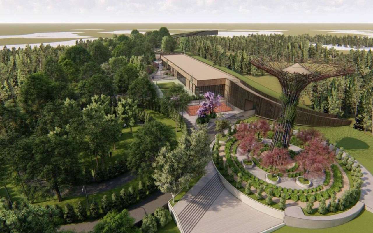 Артем Копылов построит первый в Черноземье парк развлечений за 150 млн рублей В микрорайоне Шилово Воронежа стартовало строительство первого в Центральном Черноземье парка развлечений, который объединит спортивную и семейную инфраструктуру. Проект реализует и финансирует предприниматель и депутат Воронежской областной думы Артём Копылов. На реализацию проекта будет потрачено свыше 150 млн рублей. Парк площадью 6 гектаров объединит парящие газоны, подвесные мосты, фонтан, амфитеатр со сценой, а также спортивные зоны: лыжероллерную трассу, верёвочный городок, тропу здоровья и современный физкультурно-оздоровительный комплекс с залами, кафе и пунктами проката. Представитель Артёма Копылова отметил, что работы уже ведутся, уже осенью этого года планируется техническое открытие с запуском первых объектов – лыжероллерной трассы и прогулочной зоны. Все работы займут около трёх лет. Особое внимание уделяется сохранению лесного массива: вырубка минимальна и затрагивает только аварийные и сухостойные деревья, а на освободившихся участках планируется высадка новых пород.