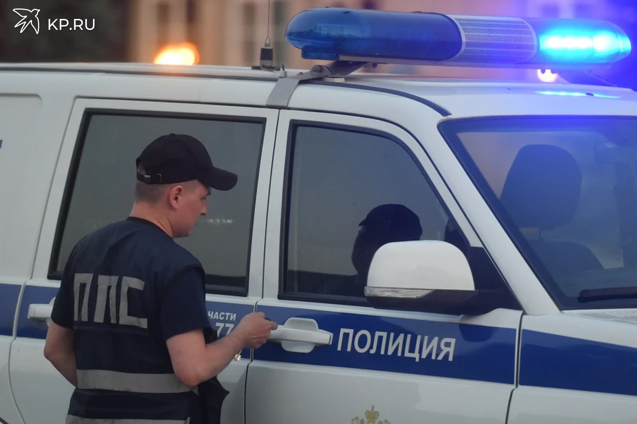 Трехлетний мальчик пострадал в ДТП на трассе в Воронежской области В Бутурлиновском районе на 77 км трассы Курск – Борисоглебск – Таловая произошла авария с Ford Focus, который вылетел в кювет в 20:30 в четверг, 3 июля. Трехлетний мальчик получил травмы и был госпитализирован. Подробности рассказали в ГУ МВД по Воронежской области. По предварительным данным полиции, 53-летняя женщина, управлявшая автомобилем, допустила нарушение правил дорожного движения. Это привело к тому, что машина вылетела в левый кювет. В результате аварии пострадали как водитель, так и ребенок, которые были отправлены в медицинское учреждение. Полиция проводит проверку и выясняет причины произошедшего.