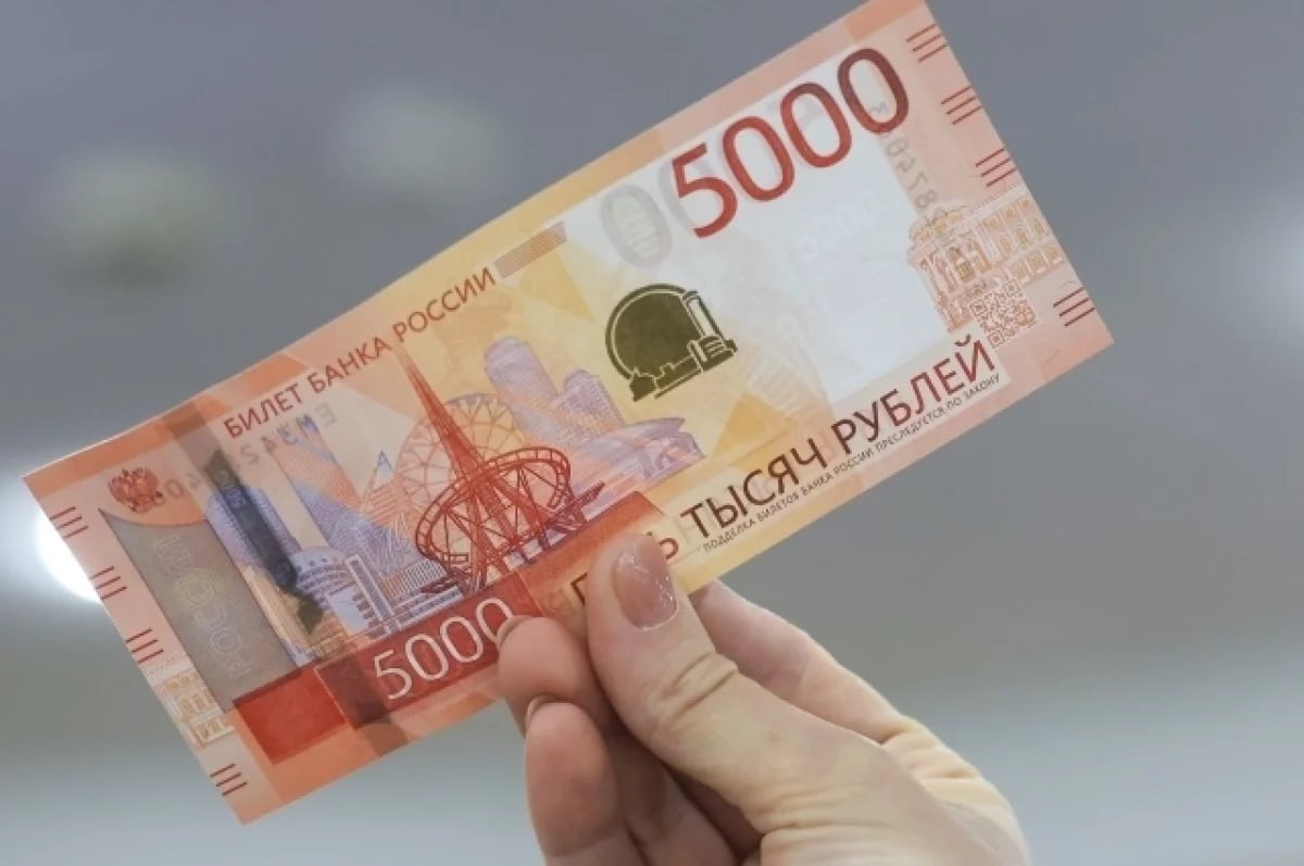 Охранник криптообменника в Петербурге украл 11 млн и купил Гелик В Санкт Петербурге полиция задержала охранника криптовалютного обменника который похитил из офиса компании 11 миллионов рублей Инцидент произошёл 16 августа на четвёртом этаже бизнес центра по улице Чапаева дом 15 Об этом сообщили в пресс службе ГУ МВД по Санкт Петербургу и Ленобласти Подробнее тут