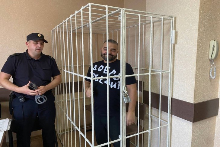 Экс-кандидат в мэры Новосибирска Украинцев подписал контракт на СВО Депутат горсовета Игорь Украинцев освобожден из-под стражи после подписания контракта с минобороны РФ. Его уголовное дело о получении взятки в 3,5 млн приостановлено. Подробнее... #ПОЛИТИКА ——————————