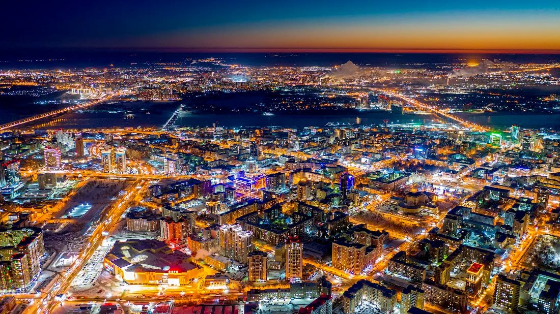 Из Новосибирска запускают прямые рейсы в Батуми С лета появится новое авиасообщение между Сибирью и черноморским побережьем Грузии Полёты по маршруту Новосибирск Батуми Новосибирск стартуют 11 июня и продлятся до 1 октября Рейсы будут выполняться из аэропорта Толмачёво два раза в неделю по понедельникам и четвергам В пути около 4 часов 40 минут Сейчас из Новосибирска уже можно улететь напрямую в Тбилиси эти рейсы выполняет грузинская авиакомпания Georgian Airways Tbilisi Long Stay в Телеграм Инстаграм ТикТок