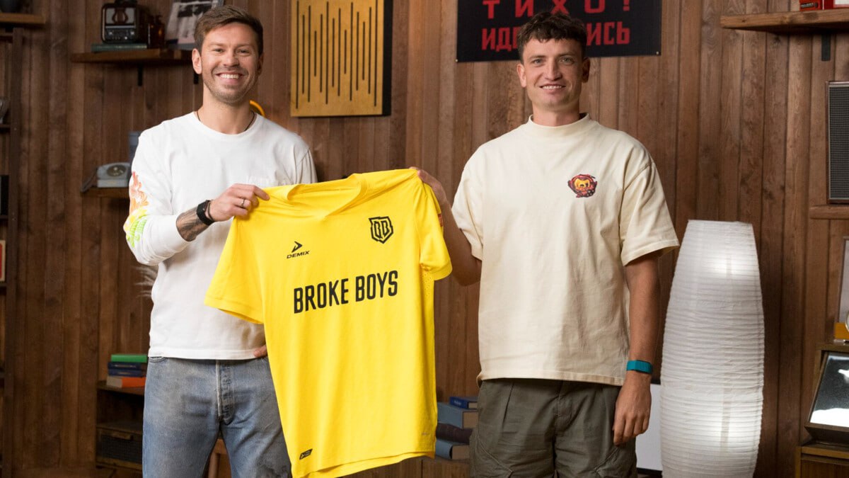 Смолов включен в стартовый состав Broke Boys на матч FONBET Кубка России против Авангарда Встреча пройдет в Орле Прямую трансляцию смотри с 16 55 на Матч ТВ news matchtv соцсети Broke Boys