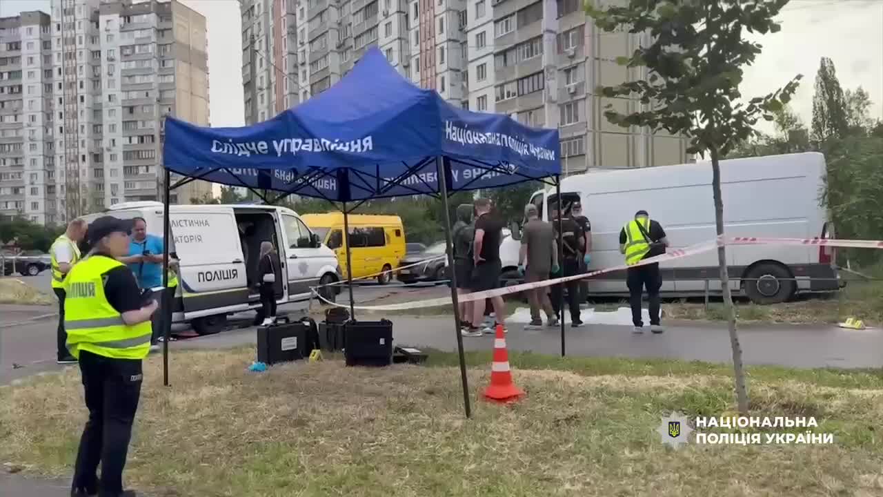Стрельба в Киеве: один погибший и поиски стрелка