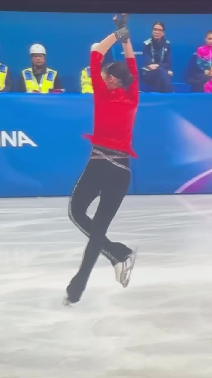 Аделия Петросян успешно выступила на Олимпиаде, набрав 72.89 балла