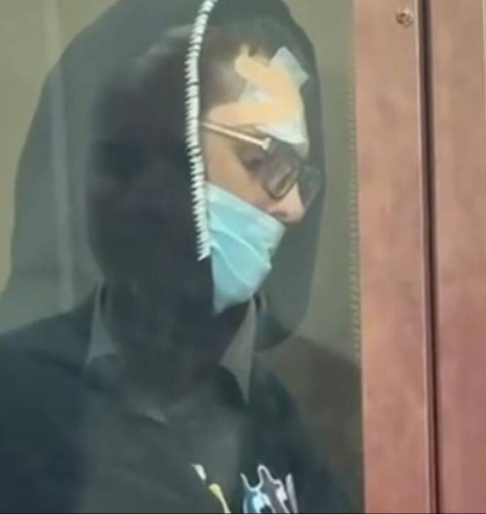 Блогера Никиту Ефремова перечислившего ФБК 6 тысяч рублей приговорили к 3 годам лишения свободы условно с испытательным сроком в 3 года внесён в список экстремистов и террористов признан экстремистской и террористической организацией иноагентом и запрещён в России ВПШ