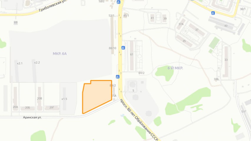 В красноярском Солнечном построят торговый комплекс с библиотекой Он появится на пересечении улиц Аринская и 60 лет Образования СССР В торговом центре площадью 12275 кв м будут магазины и общедоступная библиотека с 60 тысячами томов Рядом оборудуют парковку минимум на 330 мест и трансформаторную подстанцию Строить торгово развлекательный центр будут до 2032 года сообщают в мэрии Фото Единая публичная кадастровая карта Красноярского края eniseytv