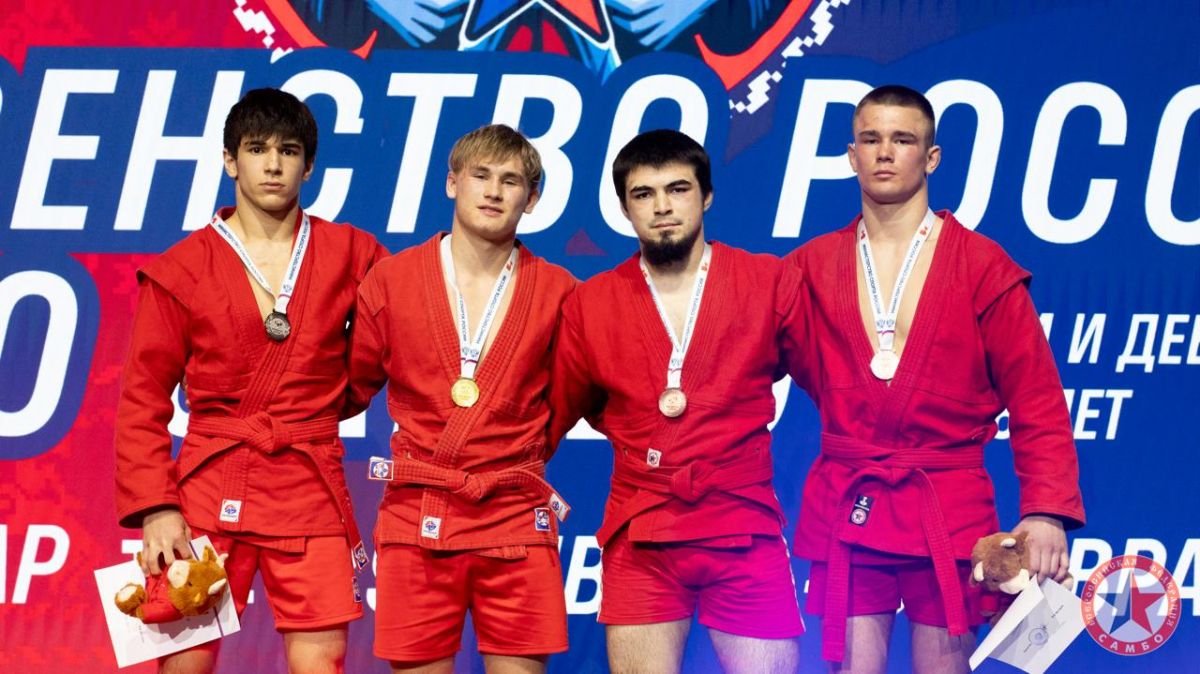 Владимирский самбист завоевал путёвку на Первенство мира   newsvladimir ru fn 1795497 html Самбист из Владимирской области Макар Барсуков стал победителем Первенства страны которое проходило в Краснодаре   Прислать новость Подписаться   Мы в MAX