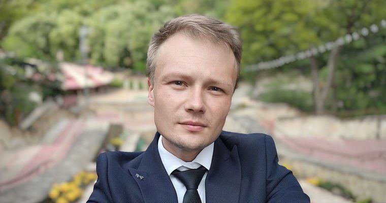 Смерть директора гимназии Сергея Опаец вызвала резонанс в обществе Близкие утверждают что причиной трагедии стала неправильно лечившаяся болезнь лёгких и безразличие медицинской системы а не профессиональное выгорание newsmd24