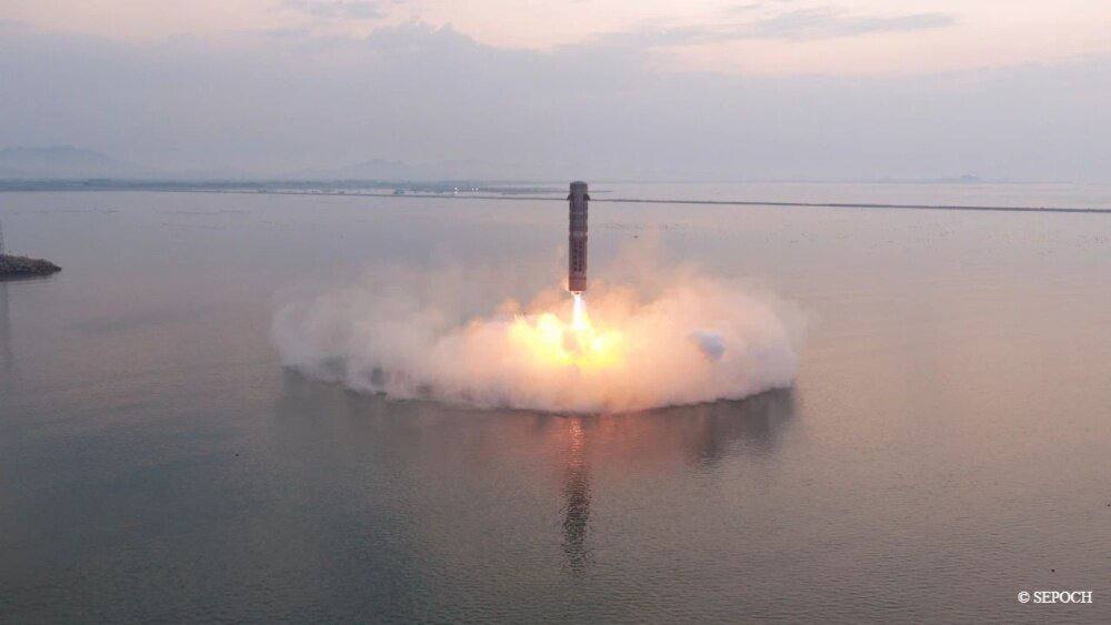 Космическая доставка: в Китае товары с маркетплейса впервые перевезли на ракете. Китайская частная ракетная компания успешно провела испытание по транспортировке посылок с Taobao с использованием многоразовой ракеты. Ракета успешно приводнилась в океане, открыв новые горизонты в сфере доставки товаров. Разработчики отмечают, что коммерческая логистика получила мощный импульс для развития инновационных решений.