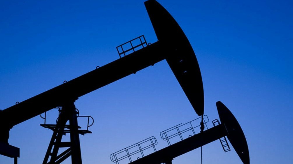 В Узбекистане сократились добыча газа и производство бензина Добыча природного газа в Узбекистане снизилась на 1 8 миллиарда кубометров по сравнению с прошлым годом производство бензина упало на 118 7 тысячи тонн передает ArbatMedia   Прислать новость