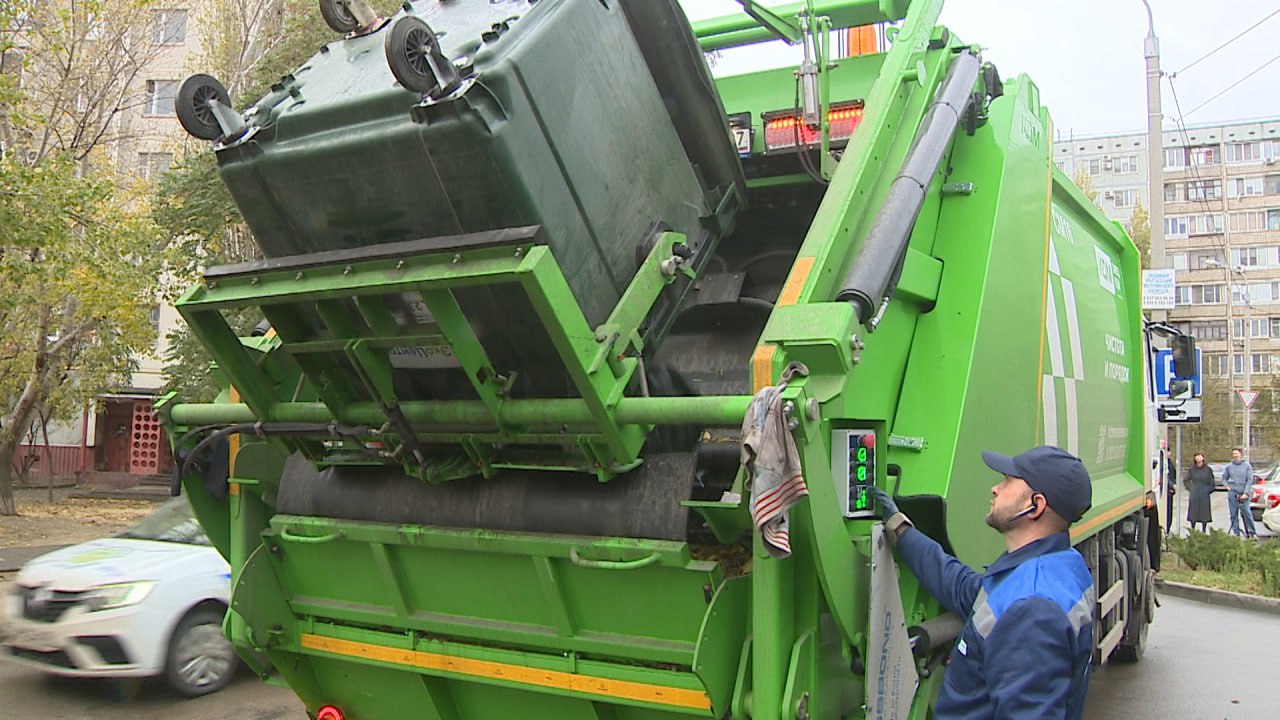В Волгоградской области с нового года начали действовать штрафы за нарушение при обращении со строительным мусором Для граждан максимальный размер штрафа 5000 рублей для должностных лиц 50 тысяч рублей для юридических лиц 300 тысяч рублей Подписаться Перейти на сайт MAX