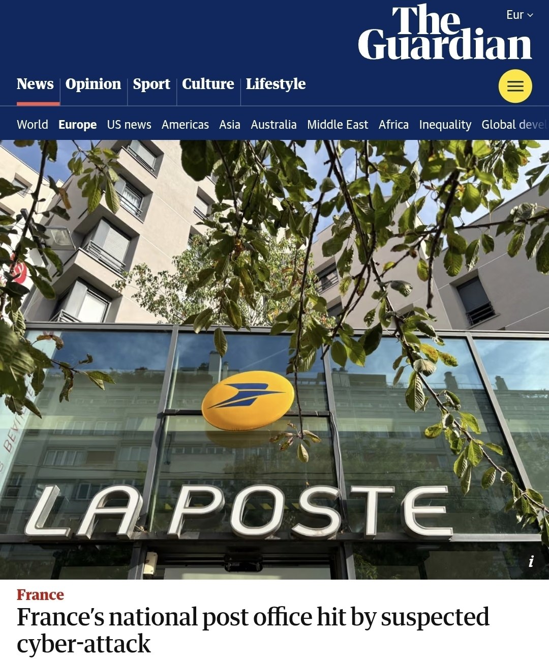 Хакеры совершили DDoS атаку на национальную почту Франции из за этого стали недоступны сайты и приложения La Poste а также банковского сервиса La Banque Postale В результате атаки также замедлились доставка писем и посылок и возникли проблемы с онлайн платежами и переводами В компании проблему признали но уверили что данные клиентов не пострадали