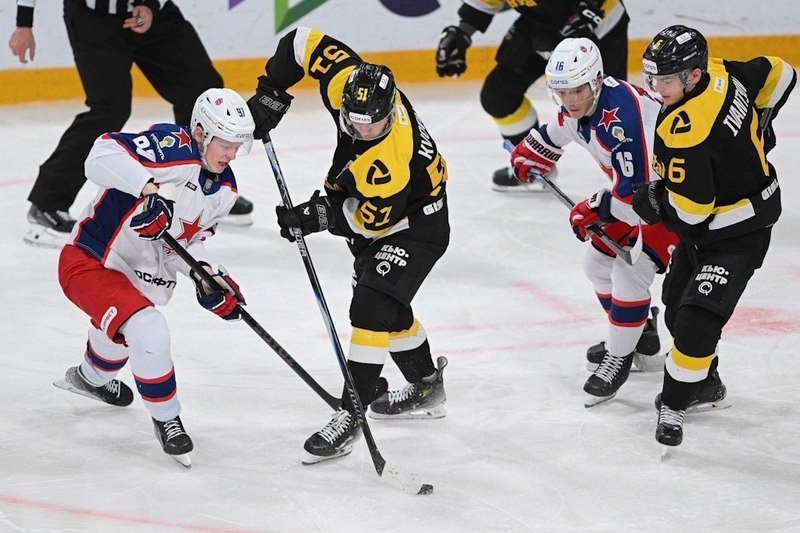 Хоккейная Северсталь обыграла московский ЦСКА Матч прошел 16 ноября в Ледовом дворце и завершился со счетом 4 3 в пользу хозяев площадки cherinfo ru news 143417 hokkejnaa severstal obygrala moskovskij cska 2