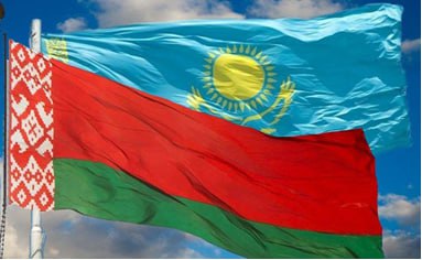 Председатель Совета Республики Национального собрания Республики Беларусь Наталья Кочанова от имени Совета Республики и себя лично поздравила Председателя Сената Парламента Республики Казахстан Маулена Ашимбаева с Днем Республики   Искренне рады успехам Казахстана в устойчивом развитии укреплении государственности и авторитета как в регионе Центральной Азии и СНГ так и в мире в целом Мы приветствуем высокий уровень политического диалога между Республикой Беларусь и Республикой Казахстан что способствует развитию всестороннего и взаимовыгодного сотрудничества Белорусско казахстанское межпарламентское взаимодействие обладает значительным потенциалом и мы заинтересованы в его дальнейшем укреплении говорится в поздравлении Беларусь Казахстан