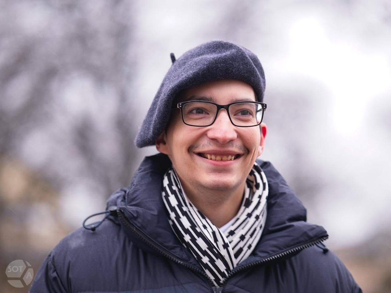 Акциониста Павла Крисевича могли вновь задержать после освобождения Вечером 13 декабря Крисевича выпустили из спецприемника и увезли в другой отдел полиции подписать предостережение после этого он перестал выходить на связь об этом сообщается в его телеграм канале 29 ноября стало известно что Крисевича арестовали на 15 суток по статье о мелком хулиганстве Фото архив SOTAvision