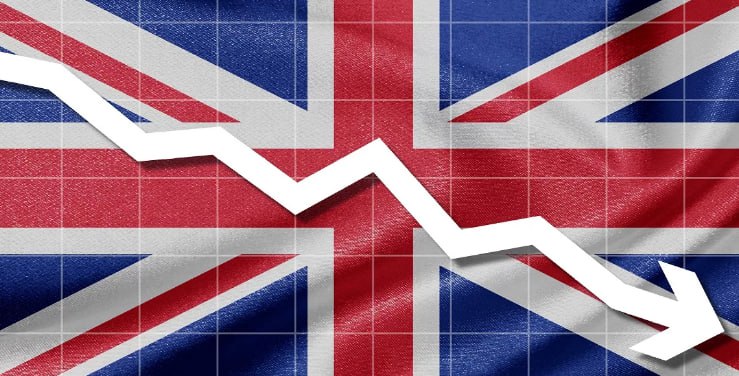 Британские университеты приходят в упадок, — Financial Times Необходимость сокращения бюджетных расходов и непоследовательная государственная политика в отношении системы высшего образования приводит университеты Британии в упадок, — констатирует британская Financial Times Университеты вынуждены принимать радикальные меры по сокращению расходов, чтобы предотвратить волну банкротств в условиях долгосрочного дефицита финансирования и падения числа иностранных студентов В мае правительство снизило финансирование системы высшего образования и сократило срок действия визы для иностранных выпускников, чтобы предотвратить злоупотребления «КРИСТАЛЛ РОСТА» ранее информировал, что по мнению Daily Mail политики-бездельники ведут Британию к хаосу