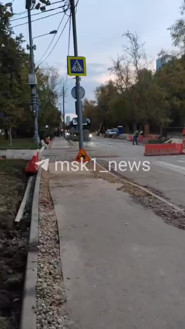 Авария в Москве: три человека пострадали в результате столкновения автомобилей