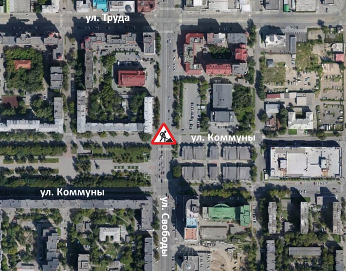 В Центральном районе Челябинска ограничили движение транспорта В Челябинске на перекрёстке улиц Коммуны и Свободы во все стороны, в частности в районе домов № 91 к2Б по улице Свободы и дома № 44 по улице Свободы, временно ограничат движение автотранспорта. Этот участок дороги был закрыт вчера, 20 мая, в 22:00. Движение здесь возобновится в понедельник, 26 мая, в 06:00. Как сообщает пресс-служба АО «УСТЭК-Челябинск», временное ограничение движения связано с проведением ремонтных работ по реконструкции участка тепломагистрали. Согласно проекту восстановления дорожных покрытий, который был одобрен Комитетом дорожного хозяйства города Челябинска, восстановить нарушенное благоустройство планируется 31 августа до 22:00. URALPRESS.RU