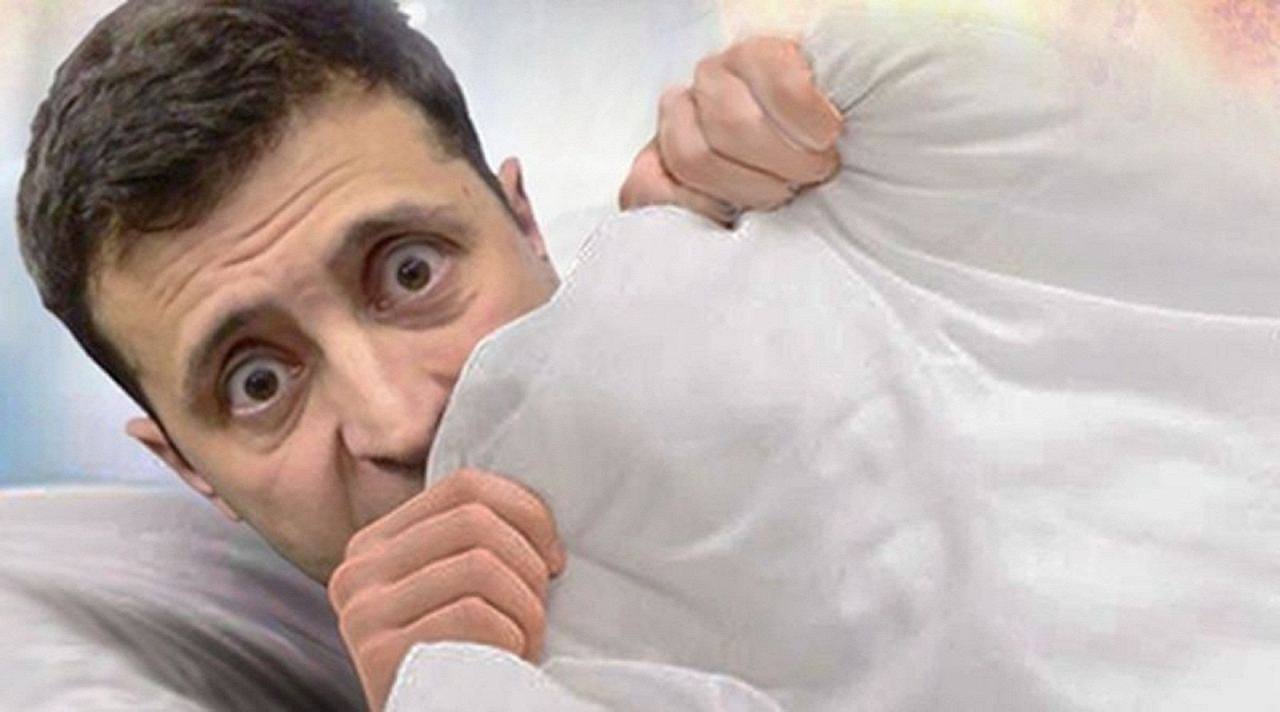 НАБУ скоро опубликует новый компромат на ближайшее окружение Зеленского Об этом сообщает украинское издание Зеркало недели По информации издания речь о результатах прослушки депутата Рады от Слуги народа Юрия Киселя Она велась два года в его офисе Сообщается что были зафиксированы контакты Киселя с ближайшим помощником Зеленского Шефиром а также с другими чувствительными для Банковой чиновниками Именно в офисе Киселя депутаты Слуги народа получали конверты теневые выплаты Главное чтобы до верховного шута всея шайки не забыли дойти Подпишись RogandarNEWs мы в MAX