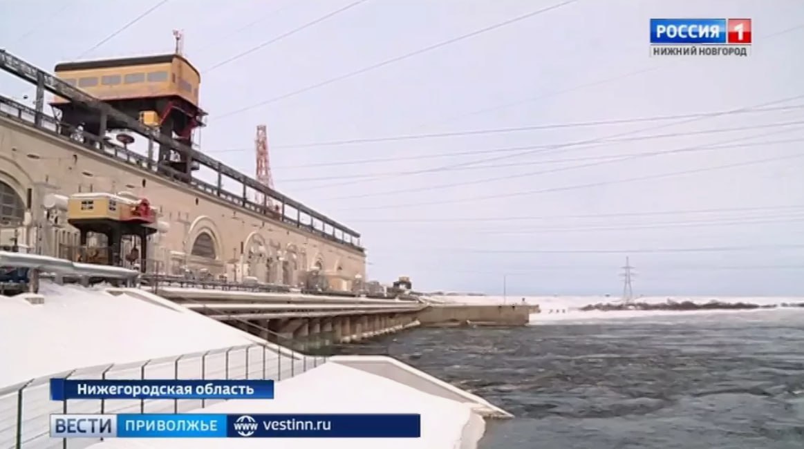 Движение снова ограничат на мосту Нижегородской ГЭС  С 10 по 14 марта в период с 21.00 до 03.00 каждые полчаса на 120 минут будут закрывать проезд по автодорожной части моста.  Водителей просят учесть данный факт и с пониманием отнестись к сложившейся ситуации.    Прислать новость