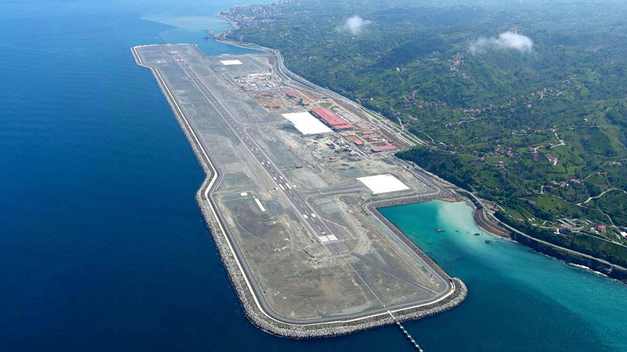 В Трабзоне будет построен аэропорт на насыпной земле в море