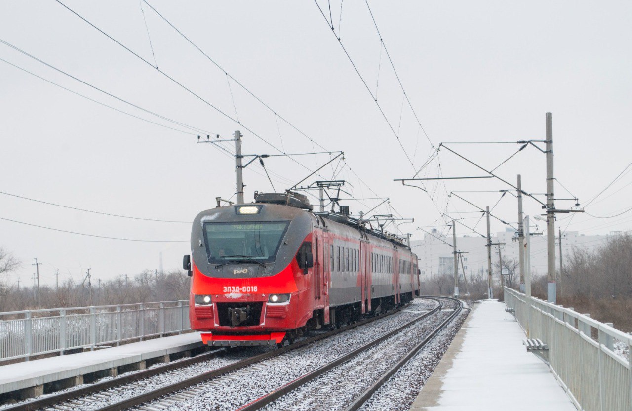 Экскурсионный вагон направится на юг Волгограда 31 января Первый тематический рейс в 2026 году в музей заповедник Старая Сарепта Участников ждет квест по истории города героя экскурсия и концерт классической музыки Сказка о рыбаке и рыбке   Поезд отправится завтра в 12 30 со станции Волгоград 1 и прибудет в Красноармейский район в 13 10 Обратно эта электричка поедет в 17 08 Подписаться Перейти на сайт MAX