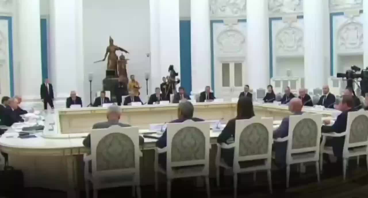Путин обсудил дефицит картофеля в Белоруссии и планы по импортозамещению