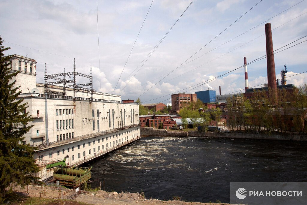 Россия прекращает энергетическое соглашение с Финляндией по реке Вуокса Финляндия из за одностороннего отказа покупать российскую электроэнергию с 4 апреля 2022 года больше не будет получать компенсационную энергию по договору от 1972 года связанного со строительством Светогорской ГЭС Подписаться на РИА Новости