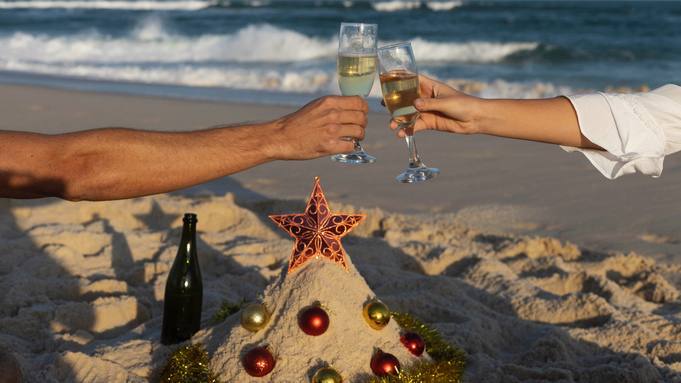 Спрос россиян на зарубежные туры на новогодние праздники в среднем вырос на 60 за последние несколько лет это беспрецедентный прорыв спроса сообщили в АТОР В топ 5 направлений вошли Таиланд 24 продаж Египет 23 ОАЭ 19 Вьетнам 8 и Турция 7 Точка роста