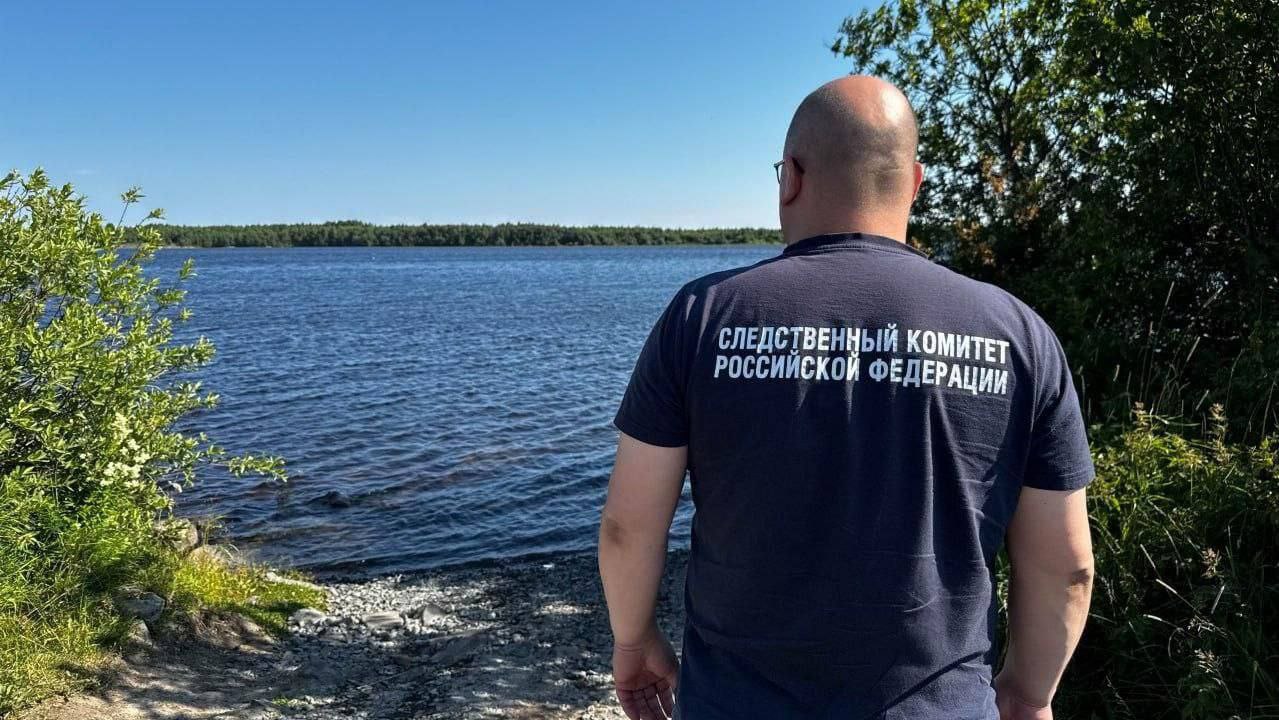 В Белом море найден погибший турист-байдарочник из Волгоградской области Следственный комитет подтвердил гибель одного из участников похода. Из 9 волгоградцев спасли 6, двое до сих пор в розыске. # #НовостиВолгоград