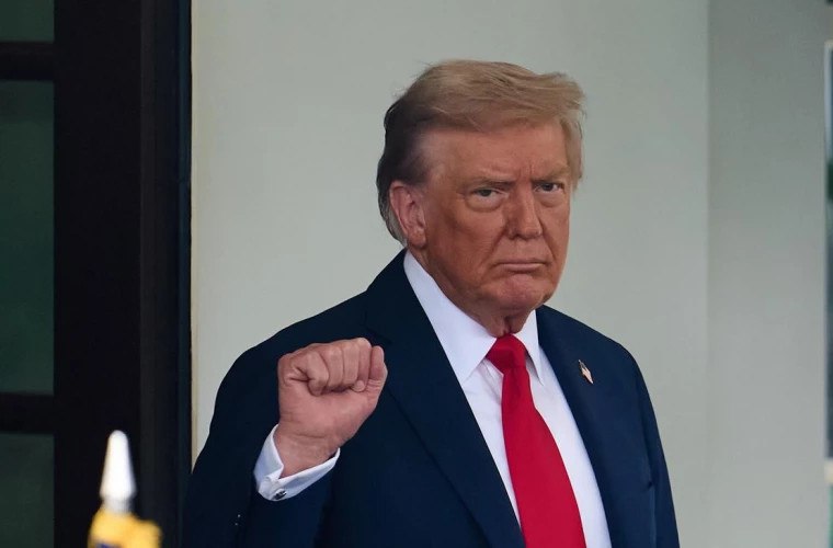 Трамп пригрозил телеканалам NBC и ABC лишением лицензий