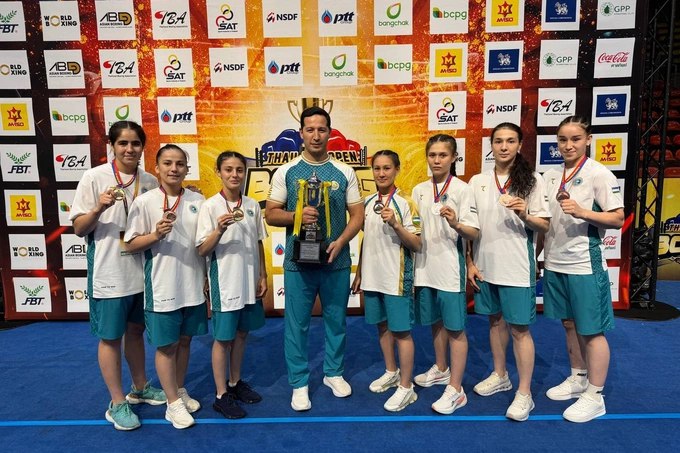 На международном турнире Thailand Open в Бангкоке пятеро боксёров из Узбекистана завоевали золотые медали, четверо — серебряные, семь спортсменов — бронзовые. В общекомандном зачёте у сборной — первое место.