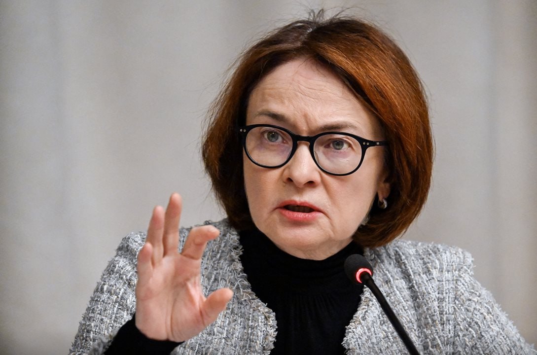 ЦБ видит рост жалоб на необоснованную блокировку счетов это говорит о том что где то перегнули палку борясь с мошенничеством сказала глава ЦБ Эльвира Набиуллина jkinvest news jkinvest