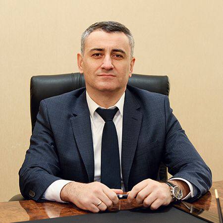 Тимур Караев назначен на должность министра ЖКХ, топлива и энергетики Республики Северной Осетии. Соответствующий указ подписал Сергей Меняйло. Ранее Караев возглавлял Республиканское предприятие водоснабжения и водоотведения. С 10 июня по настоящее время занимал должность врио министра жилищно-коммунального хозяйства, топлива и энергетики Северной Осетии. Вести Алания
