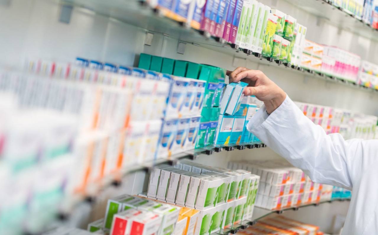 С 2026 года в Узбекистане вдвое подешевеют тысячи рецептурных препаратов На совещании с участием президента анонсировали планы по снижению цен на 40 50 на 2 6 тысячи рецептурных препаратов uznews uz ru news 104618 uznews