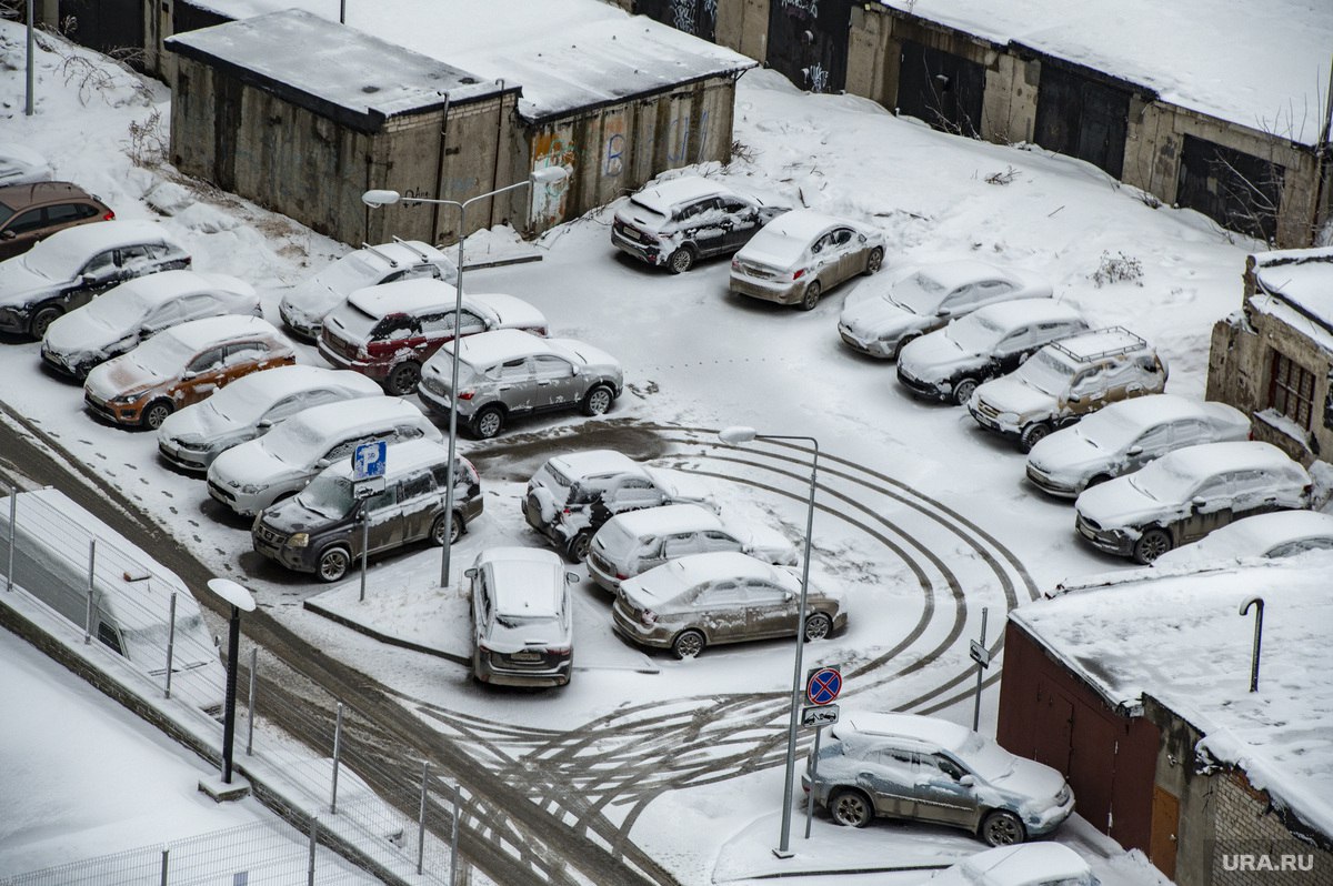 В центре Перми увеличится стоимость парковки  В Перми со 2 декабря начнет работу новая тарифная зона платной парковки, ограниченной улицами Максима Горького, Советской, Николая Островского, Петропавловской, Клименко и Луначарского. Было принято решение о выделении дополнительной тарифной зоны №103. Стоимость парковки составит там 30 рублей в час.