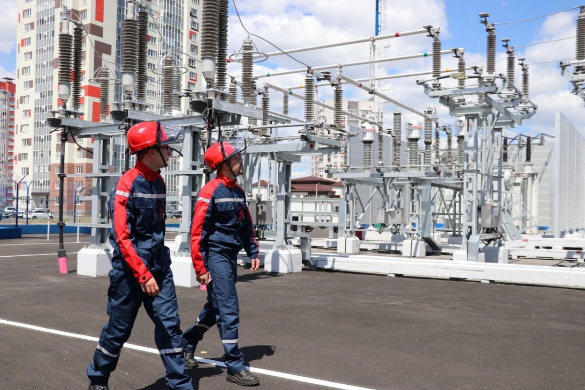 В Воронежской области в 2025 году отремонтируют 337 трансформаторов     Затронет обновление подстанции «№ 21 Восточная», «№27 РЭП» и «№35». Объекты обеспечивают электроснабжение в густонаселенных микрорайонах Воронежа.  ↗  Прислать новость   Подписаться