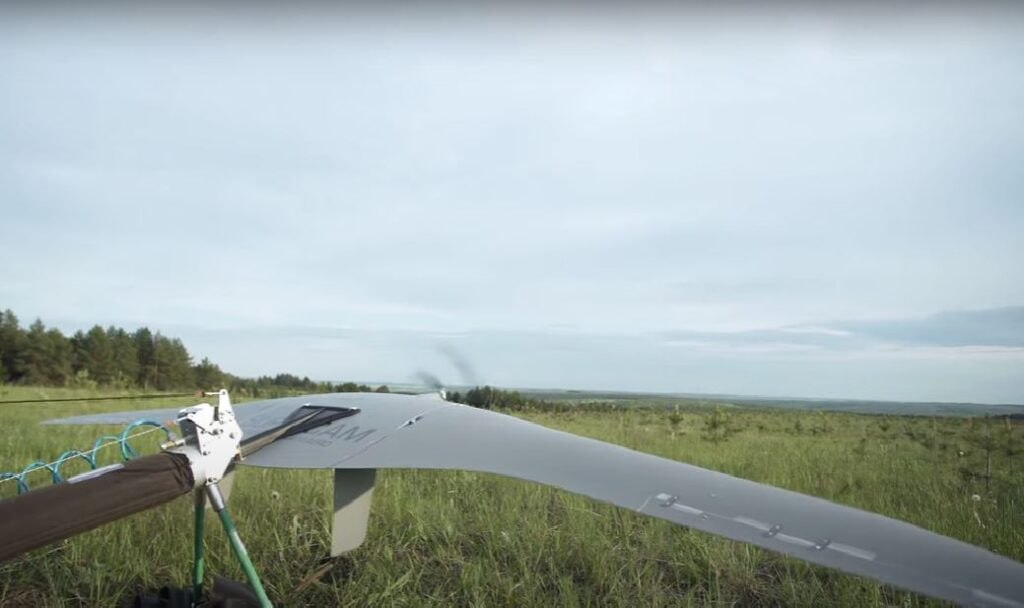 Четыре новые модели БПЛА Supercam покажут на выставке MILEX-2025, сообщили в пресс-службе ГК "Беспилотные системы" На выставке представят флагманский разведчик S350, VTOL-беспилотник SX350, компактный S150 и коптер X4, а также наземную станцию управления. Компания отмечает, что Минобороны Беларуси уже использует БПЛА Supercam S350, S150 и S100. Выставка пройдет с 21 по 24 мая. Подпишись — Минская правда MLYN.by