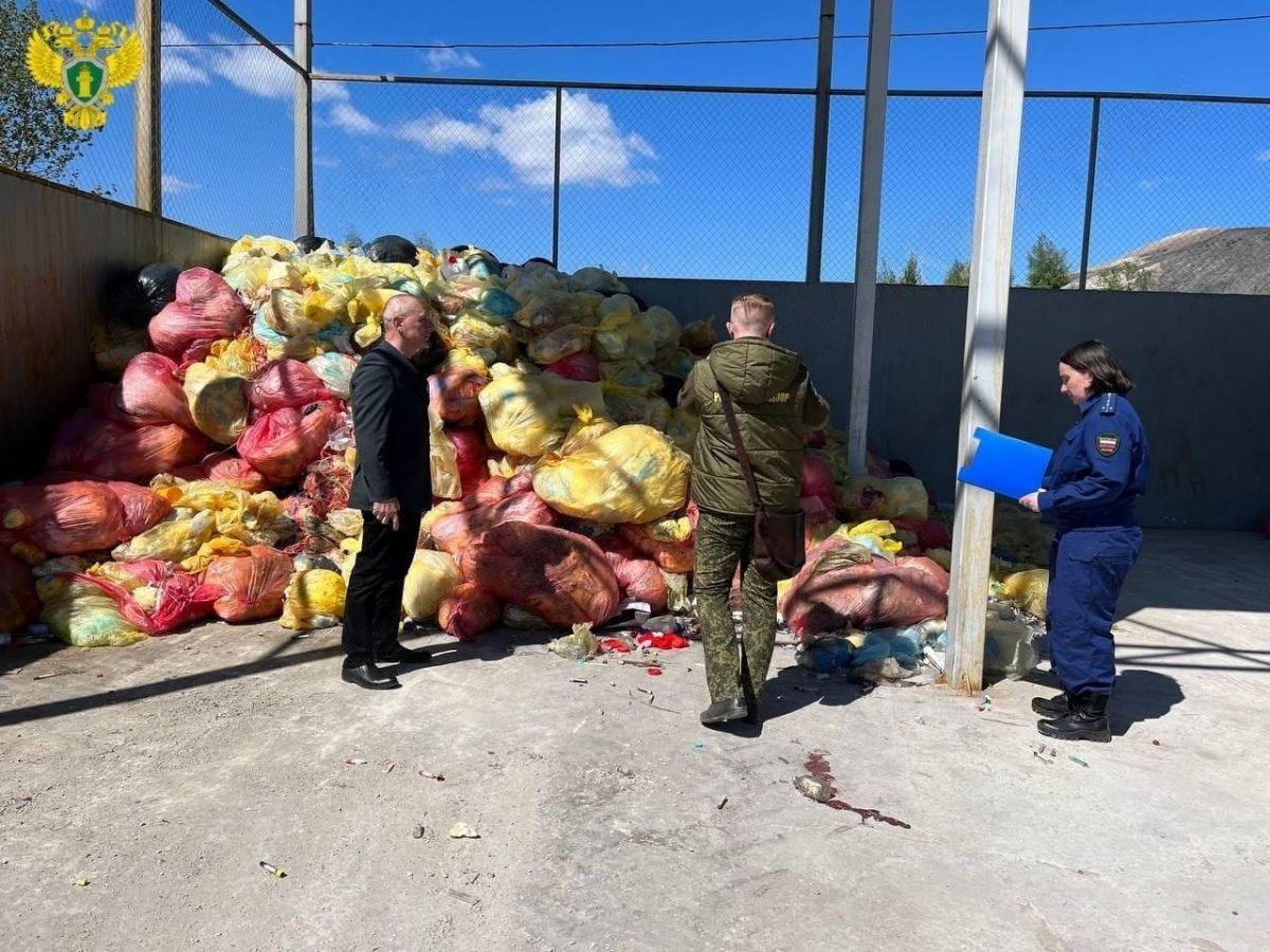 В Узловском районе опечатали предприятие, сжигающее медицинские отходы     В поселке Бруснянский Узловоского района опечатали предприятие, которое сжигало медицинские отходы. Об этом «Тульским новостям» стало известно от собственного источника.  ↗  Прислать новость   Подписаться