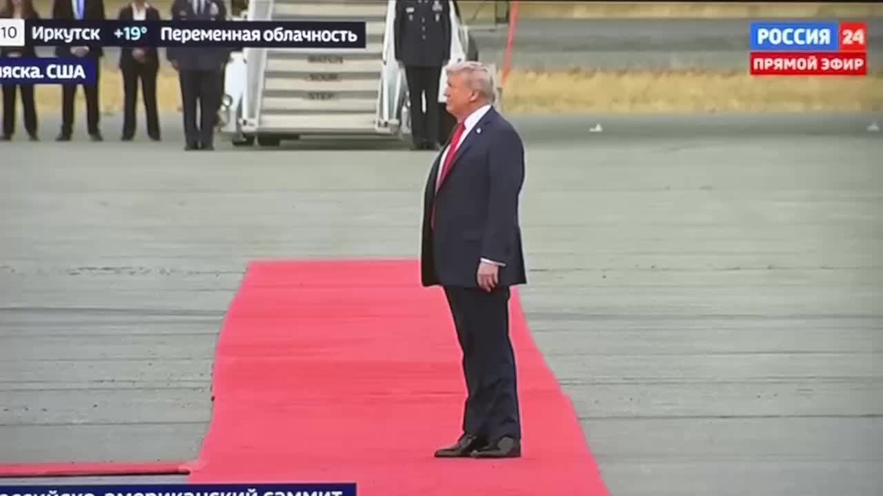Трамп обсуждает встречу с Лукашенко перед переговорами с Путиным