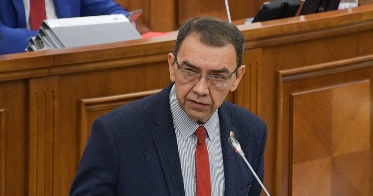 Головатюк В Молдове просто нечего перевозить Экономический аналитик Владимир Головатюк прокомментировал данные Национального бюро статистики о снижении грузовых и пассажирских перевозок железнодорожным транспортом