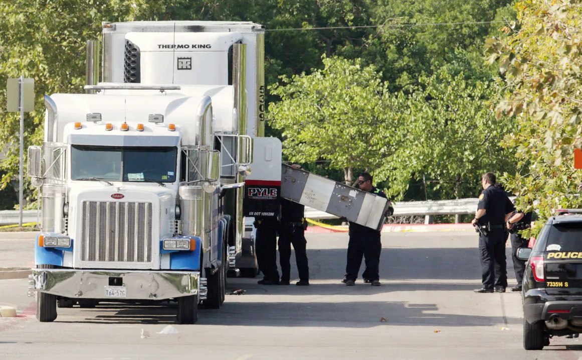 МИД обратился к узбекистанцам водителям на фоне усиления миграционных рейдов в США   repost uz dokumenti i status proverte Подписывайтесь на Repost