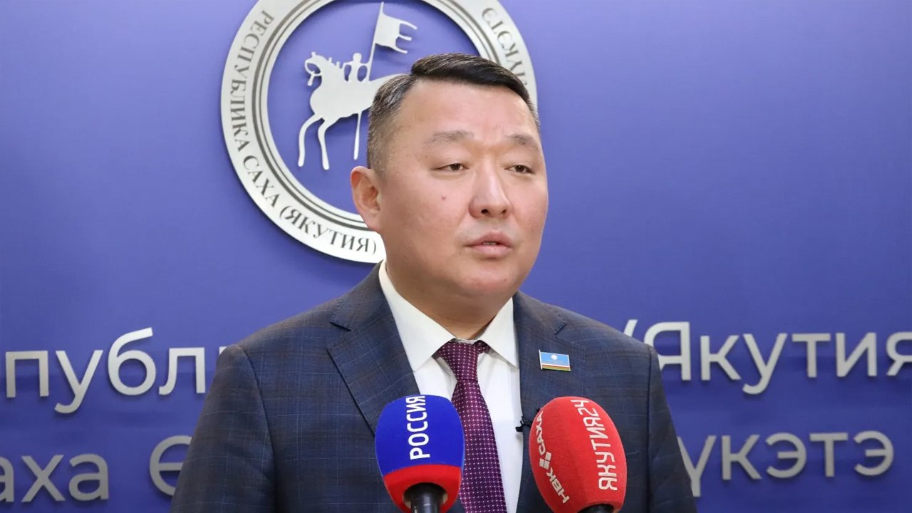 Вячеслав Емельянов расходы госбюджета Якутии на реализацию госпрограммы в сфере ЖКХ увеличены Подробнее по ссылке на нашем сайте gtrksakha ru Подписаться