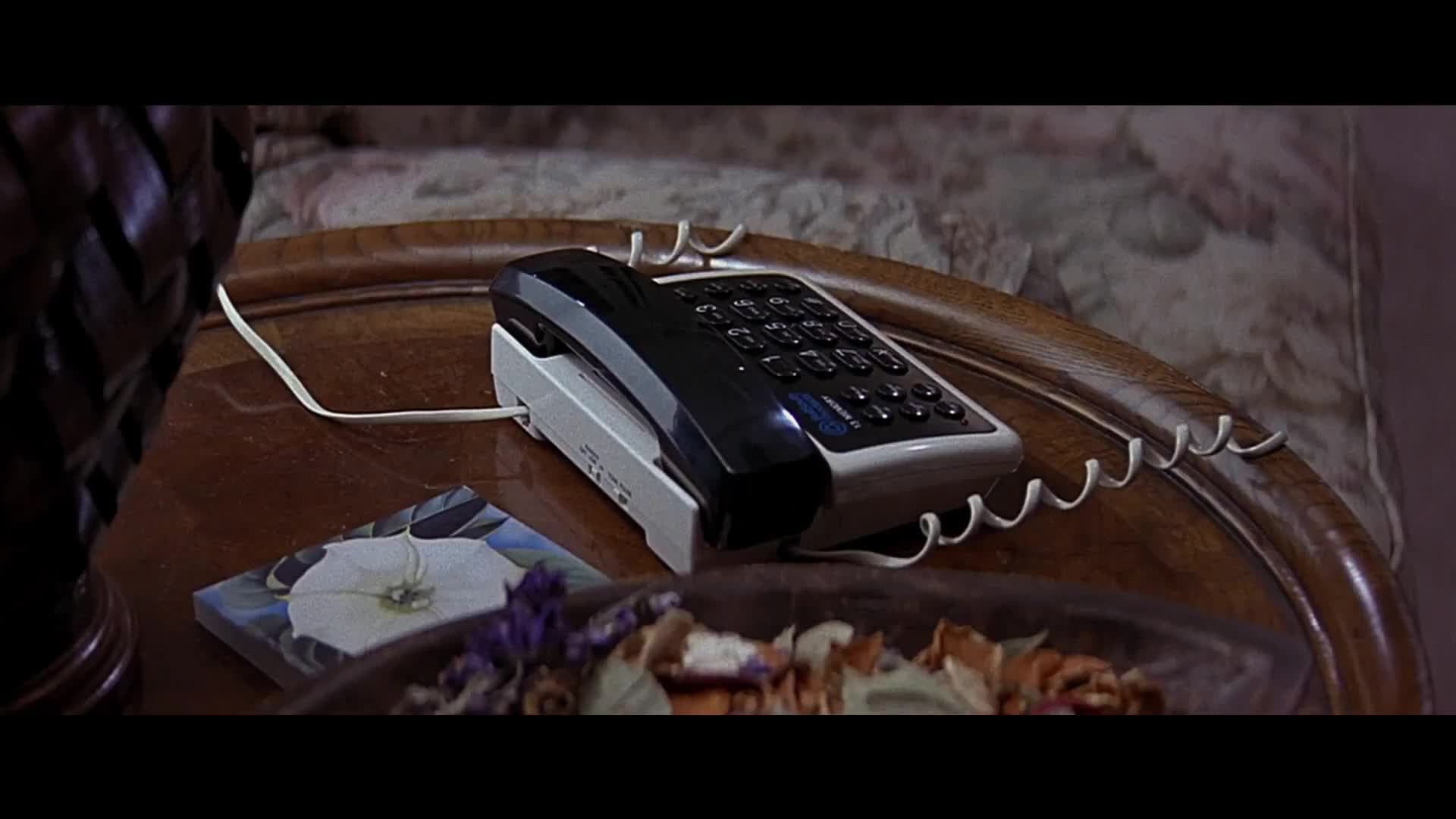 Крик 7: Новый тизер с возвращением Сидни Прескотт и угрозой для ее семьи